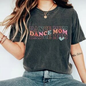 Dance mom medium women’s T-Shirt
